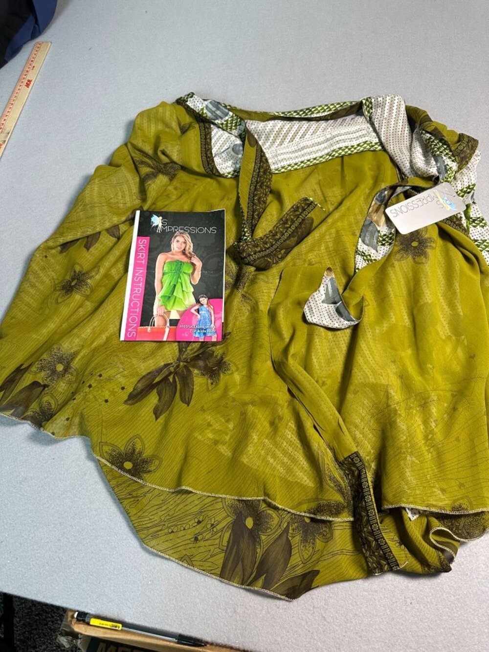 Iris Impressions Convertible Wrap Skirt/Dress Medium Green Floral Polka Dot NWT